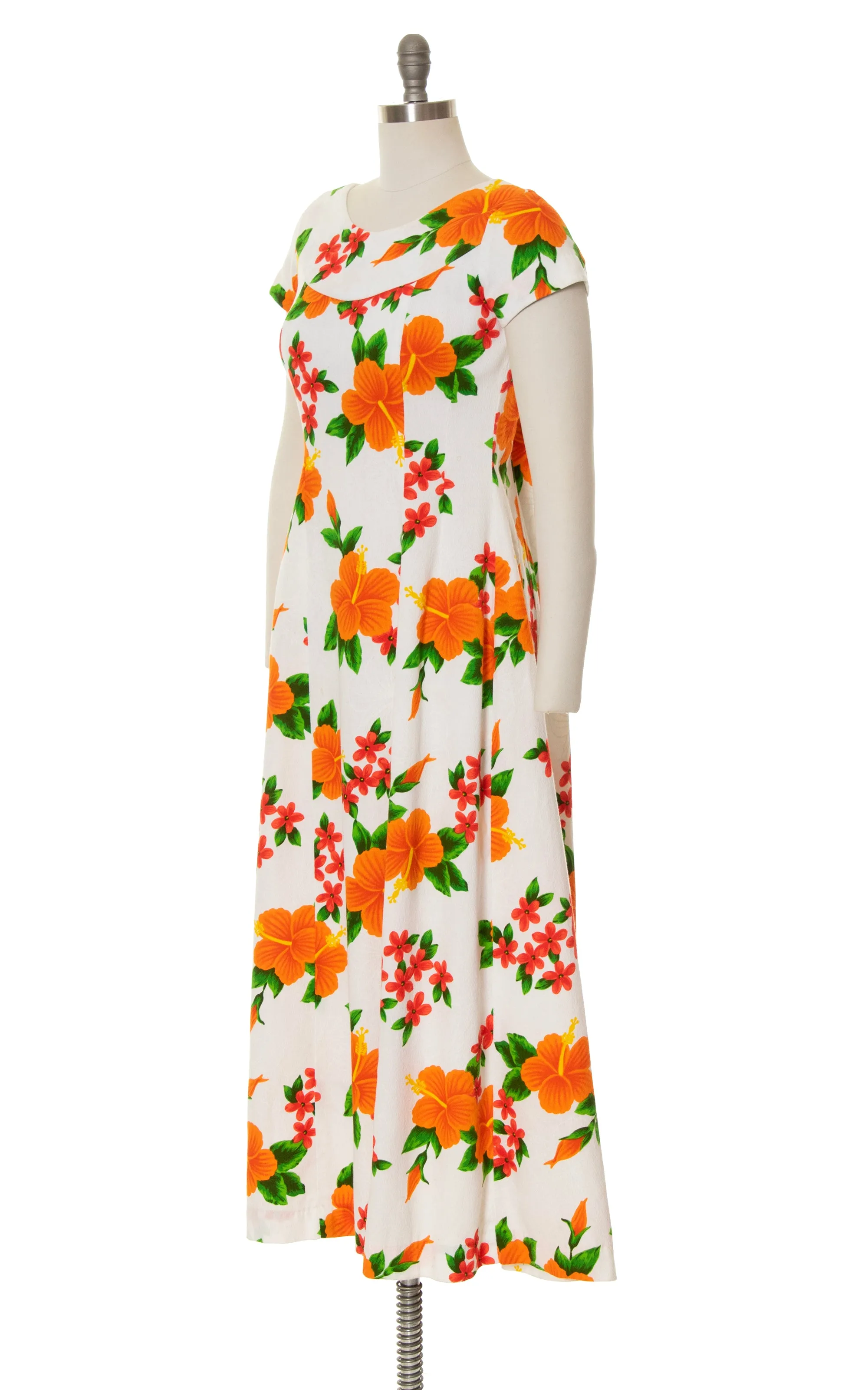 1960s 1970s Hawaiian Hibiscus Barkcloth Maxi Dress | small/medium