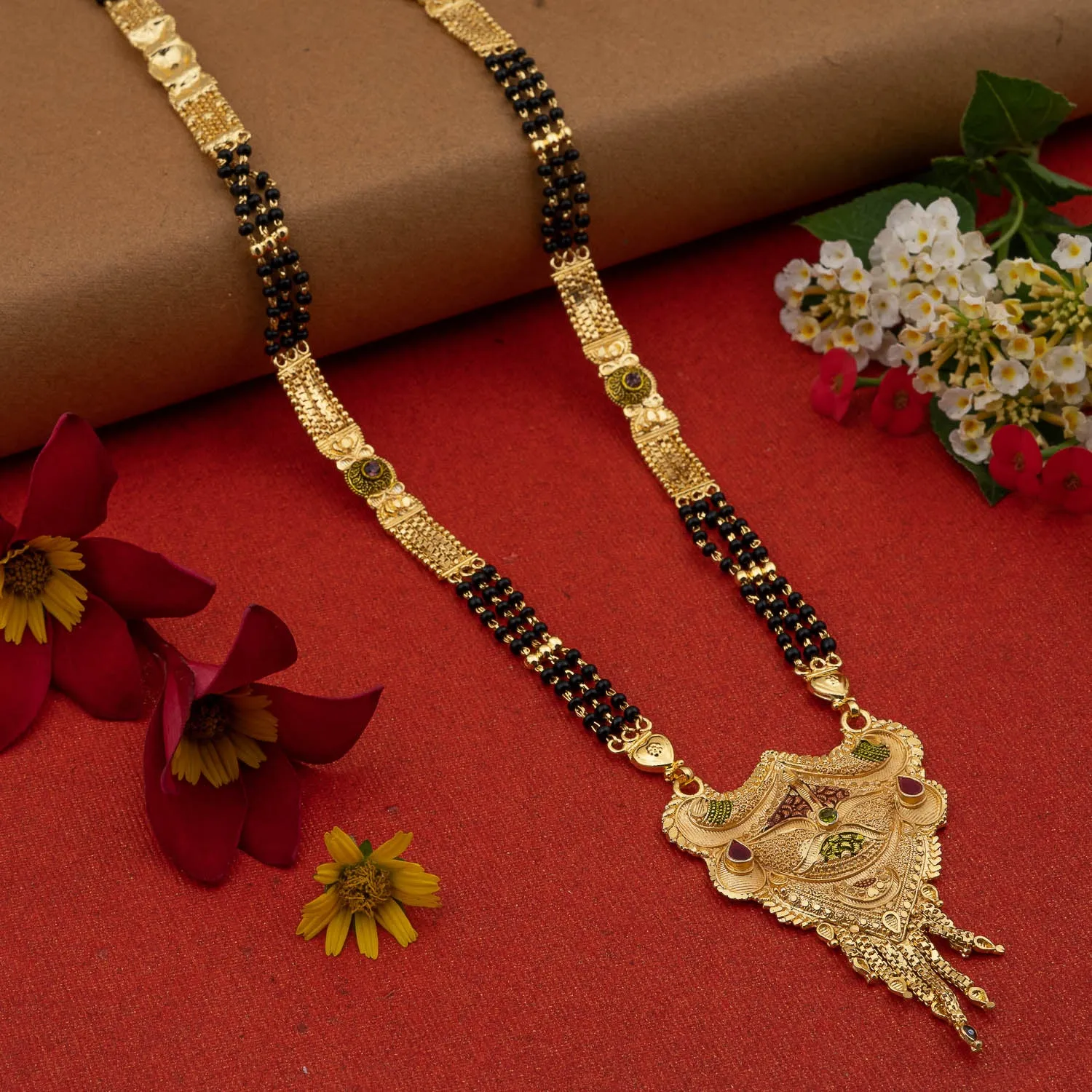 Classic Gold Mangalsutra: Flowing Grace