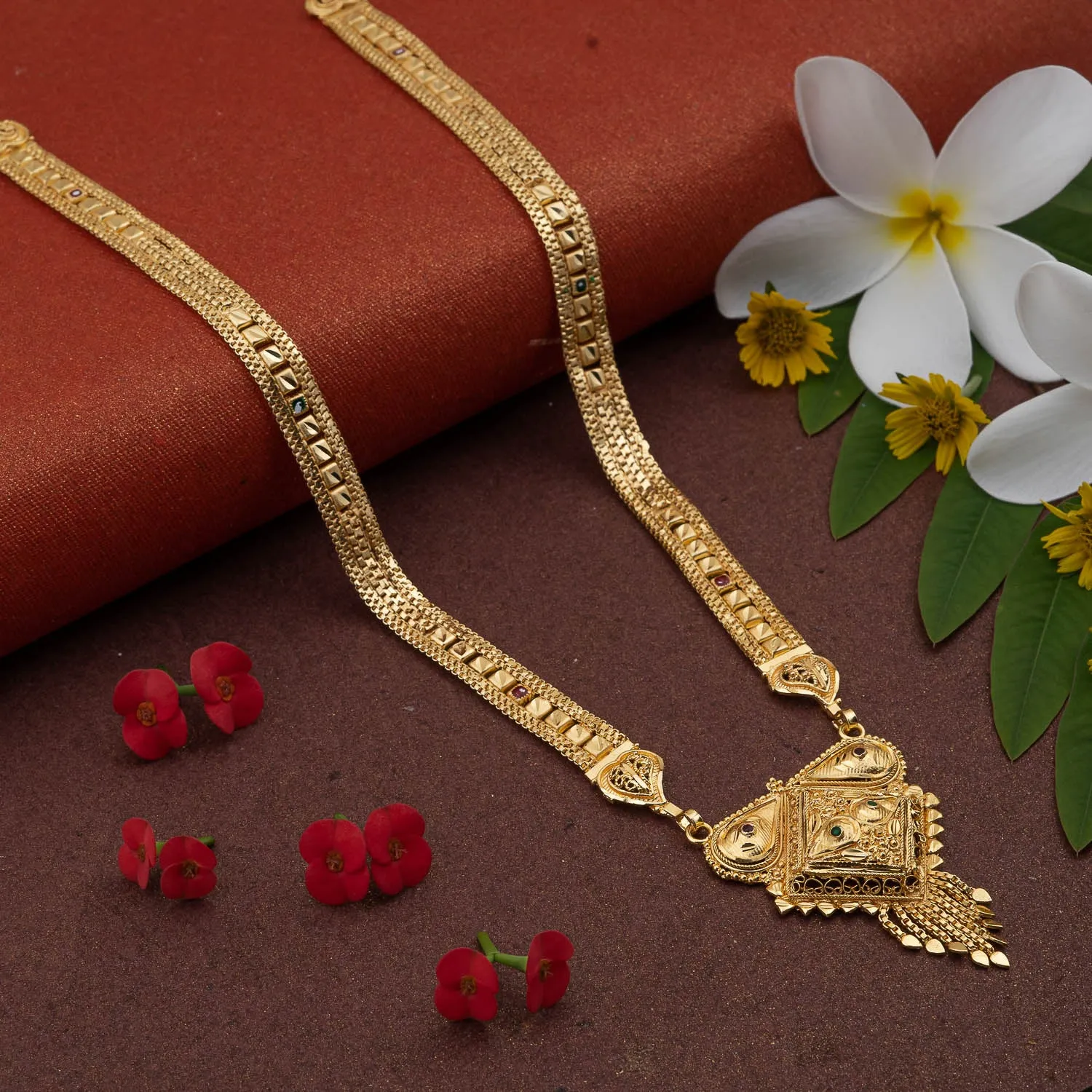 Golden Classic Mangalsutra: Flowing Tassel