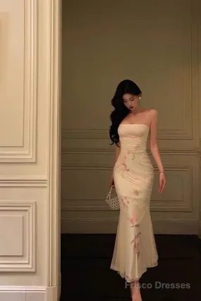 Sexy Sheath Spaghetti Straps Sleeveless White Floral Prom Dresses Birthday Outfits With Flower